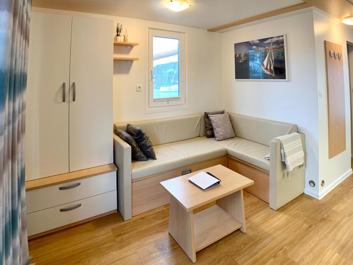 Bellavista Houseboat Apartment Portorose Exterior foto